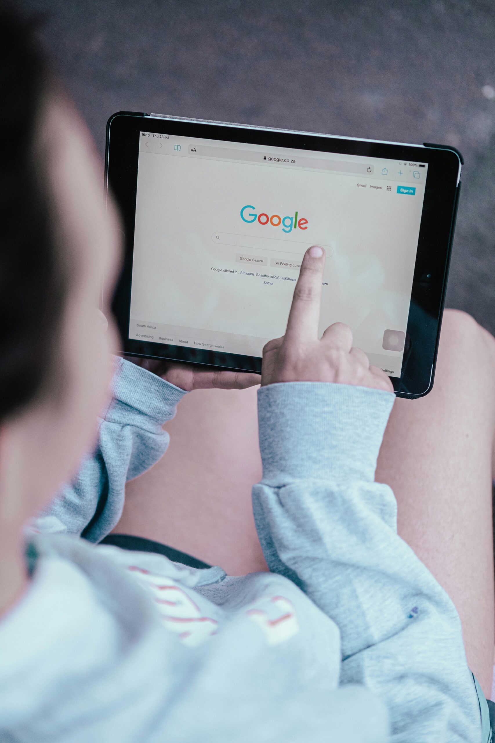 SEO Services: Will They Disappear With the New Google AI Results in the SERPs? - Vimarsana News